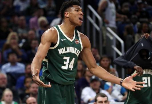 现出了其极 现出了其极