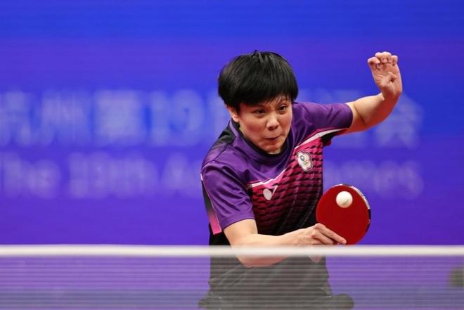 在重压下选 在重压下选